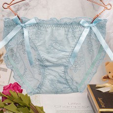 【情趣用品】蜜恪 日系蕾丝洛丽塔内裤 2195