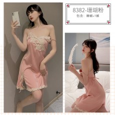 【情趣内衣】蜜恪侧开叉吊带睡裙8382