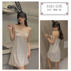 【情趣内衣】蜜恪侧开叉吊带睡裙8382
